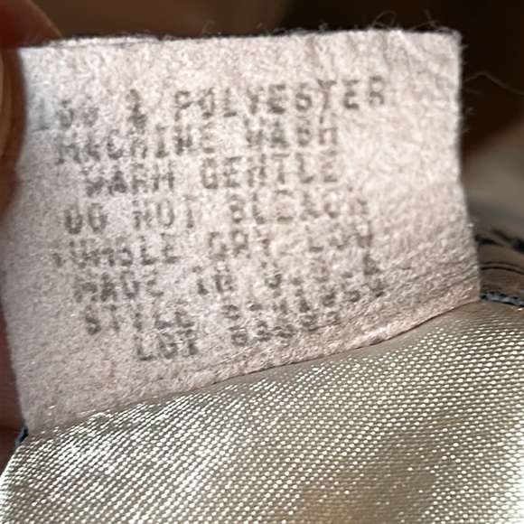 Vintage Norton McNaughton silky blouse with lace collar PTP: 21 1/2 L: 26 inches - Picture 3 of 16